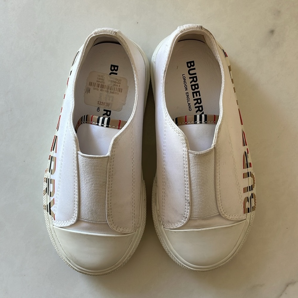 Burberry Kids Mini Larkhall IS (Toddler) size Europe 26 USA toddler 9 - Picture 7 of 11